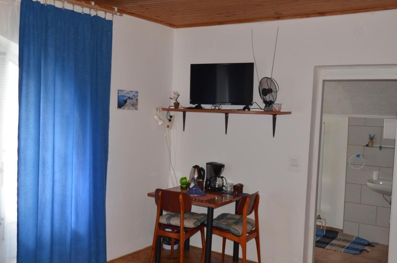 Rooms Mila Rezovac エクステリア 写真